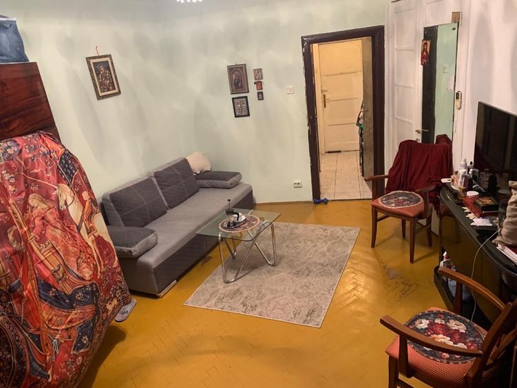 Vând apartament deosebit zona Piața Constitutiei str. Mitropolit Antim Ivireanu