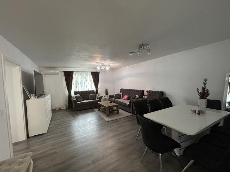 Casă de vânzare, 4 camere, 2 bai - 128 mp utili + 18 mp terasa - Zona Lidl