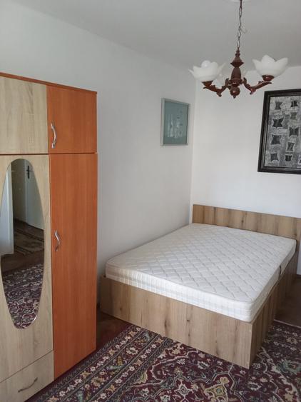 Apartament 2 camere de inchiriat zona Podu Ros