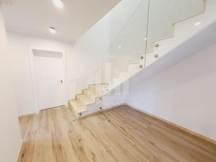 Casa tip duplex | 120 mp | Bucataria Mobilata | Dealul Furcilor