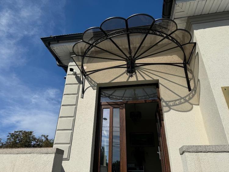 Casa - Pensiune - 210 mp - 550 000 euro