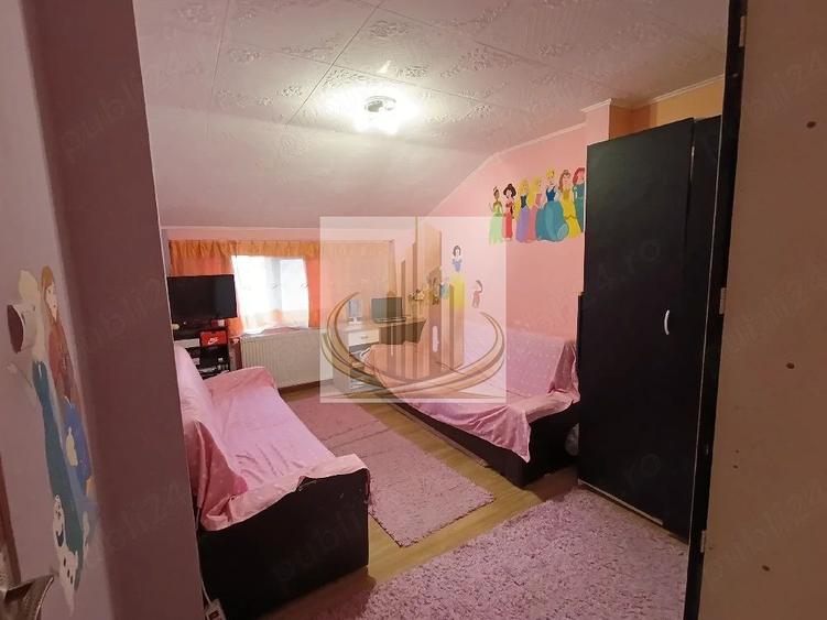 Apartament spațios cu 3 dormitoare și balcon | Zona Calea Șagului