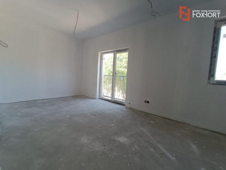Duplex, 4 camere, 115 mp, toate utilitatile, la asfalt, in Chisoda - ID V3557