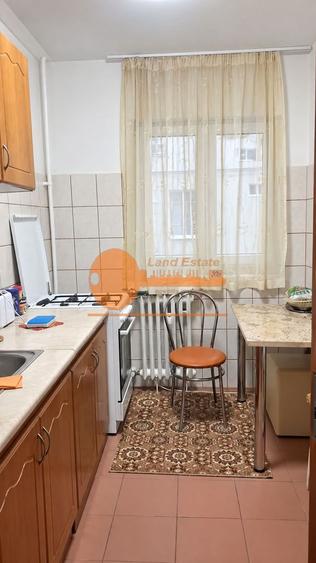 Apartament cu 3 camere la 2 Minute Metrou Raul Doamnei