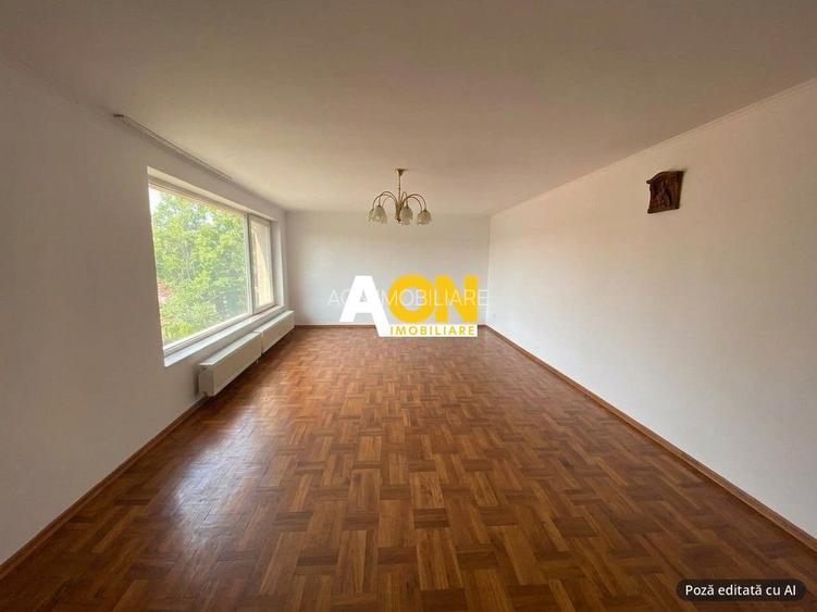 Casa Individuală 7 Camere, 2 Băi,  250 mp Utili - 13