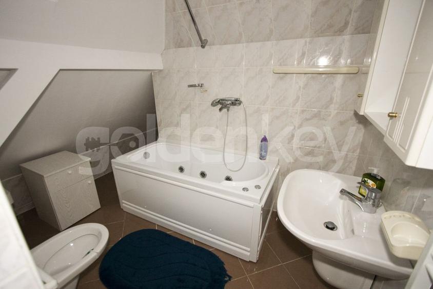 Apartament duplex cu 2 camere in vila