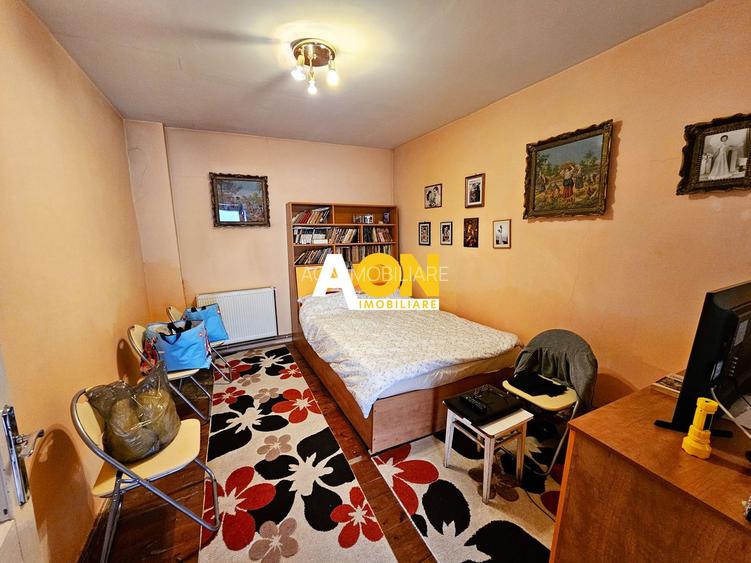 Casa 3 camere, 2 bai, mobilata, utilata, 645 mp teren, zona Lipoveni - 10