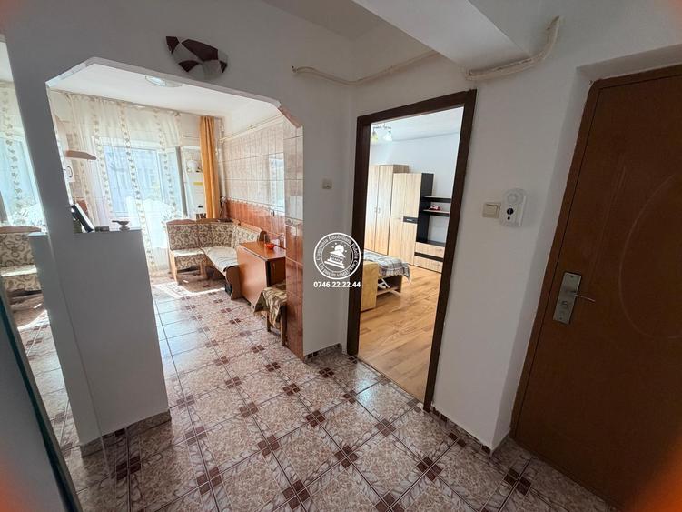 Apartament cu 3 camere decomandat Dacia 2 bai et 3/4.
