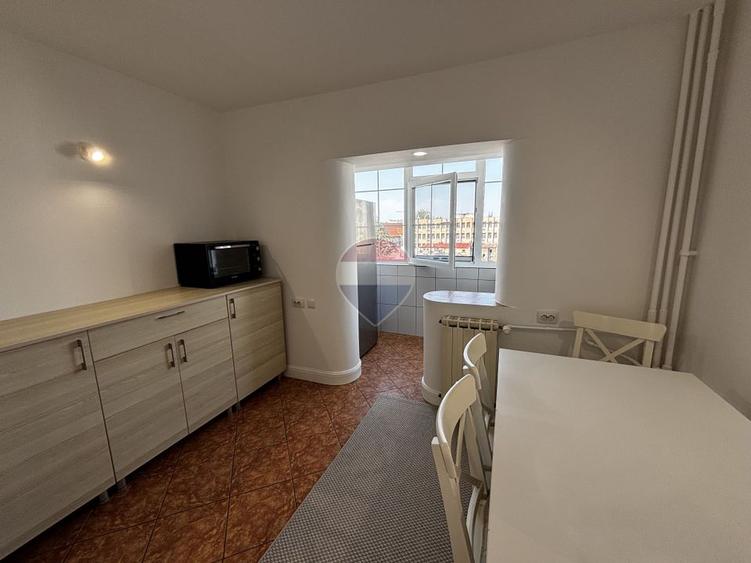 Garsonieră 45 mp, Bd. Unirii – mobilată modern, gata de mutare