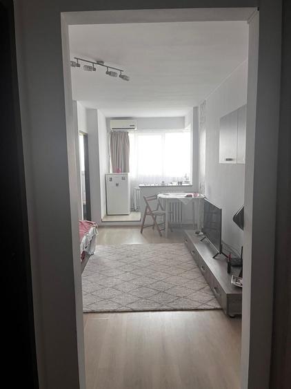 Inchiriere garsoniera Mall Plaza - Lujerului 34mp, etaj 8 din 9