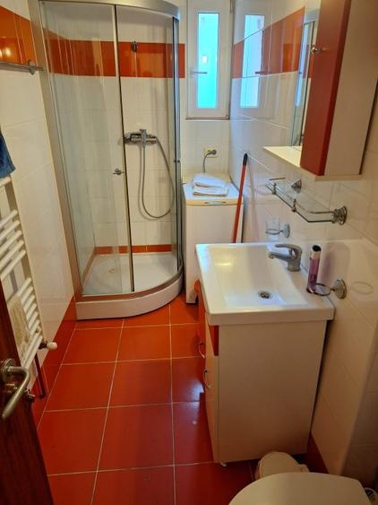 Inchiriez garsoniera direct proprietar