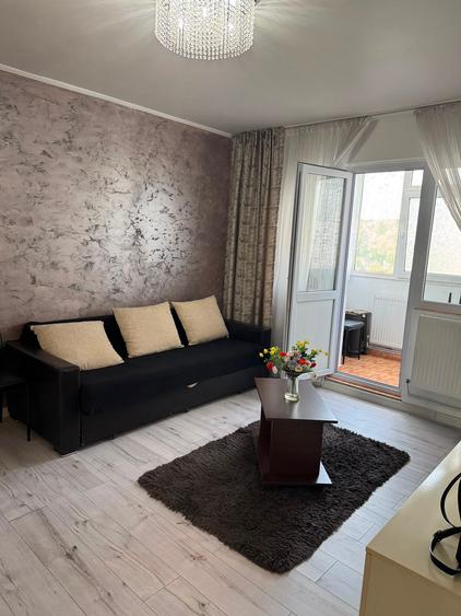 Apartament 2 camere Dacia Rond Zimbru
