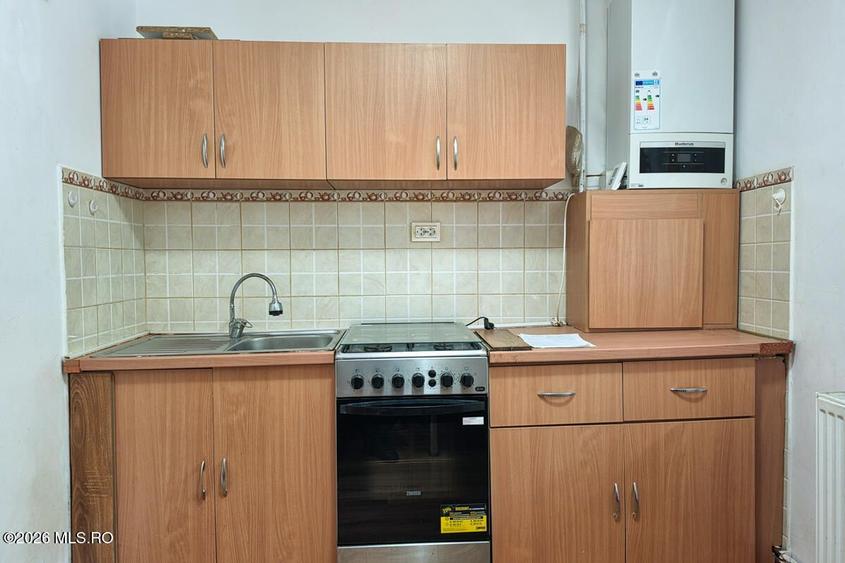 Mircea Cel Batran - 3 Camere, Decomandat, 2 Bai, Centrala