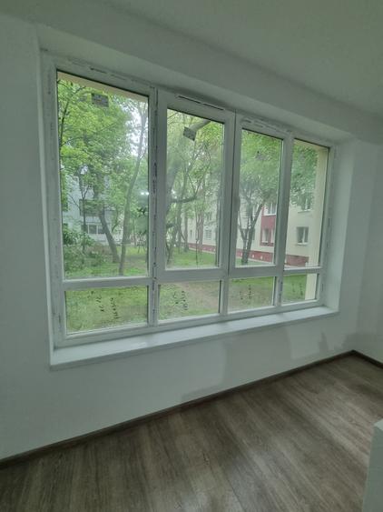 Apartament cu 3 camere de inchiriat in zona Piata Resita