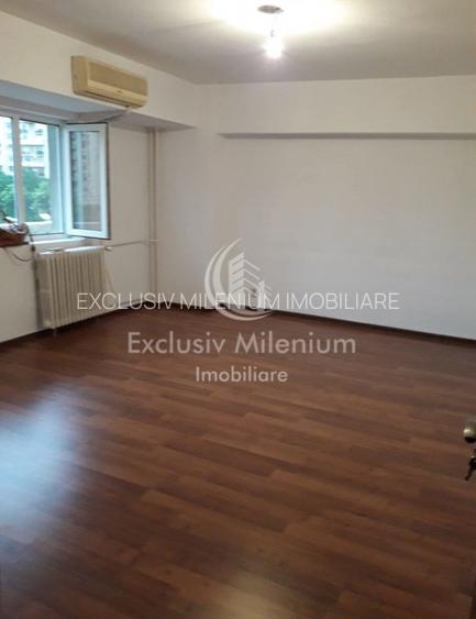 Apartament nemobilat - Piata Alba Iulia /Decebal - Bd Unirii Birouri