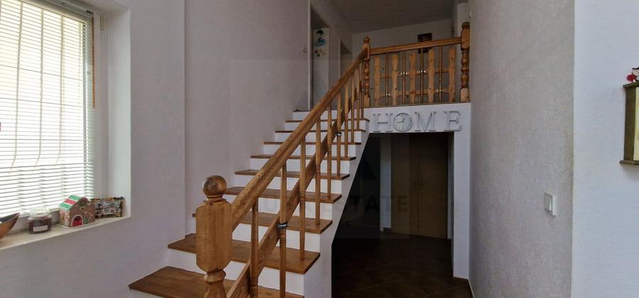 Casa individuala, 195 mp utili+ 500 mp curte, Sura Mica