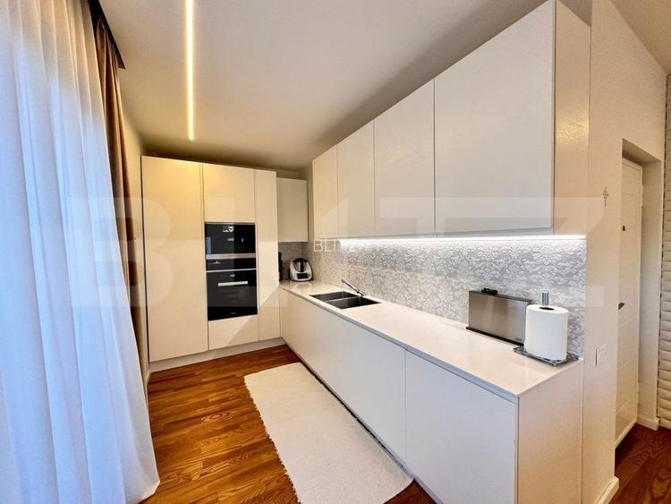 PENTHOUSE 180 MP , 250 MP TERASA,  PRIVELISTE DEOSEBITA ! - 6