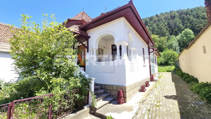 Casa 5 camere cu acces auto RASNOV - 39