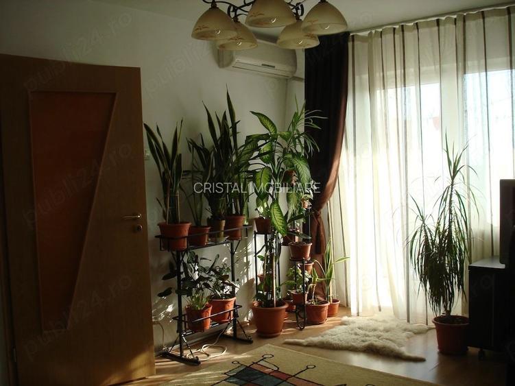 Închiriere 🏡 Apartament 2 camere, 52 mp, decomandat, lângă McDonald’s Dristor - 3