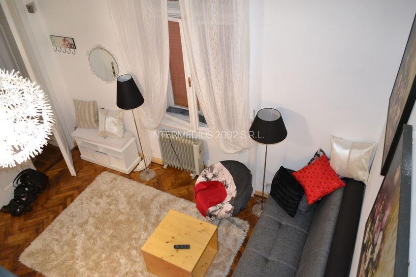 Studiou langa medicina cu scara interioara - 3