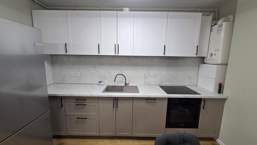 Închiriez apartament 3 camere în bloc nou