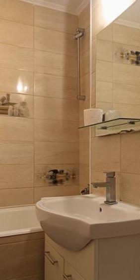 Închiriere Apartament 3 camere în Salajan