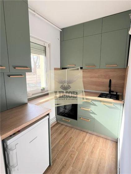 Garsoniera renovata 2026 | 30mp | pretabil cabinet | birou | zona Sub Arini