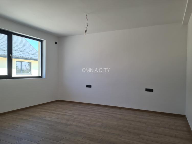 Casă nouă 4, camere în Odăi- Otopeni – 125 mp utili, curte 250 mp, zona buna. - 38