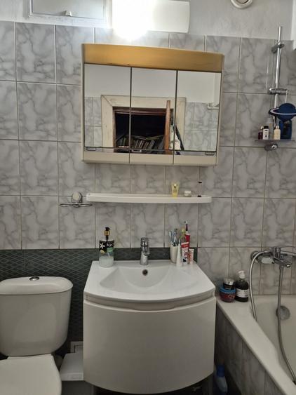 De vanzare apartament 4 camere zona Decebal - Alba Iulia
