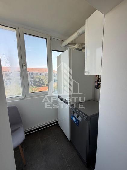 Apartament cu 2 camere de vanzare, renovat , Zona Aradului , Timisoara