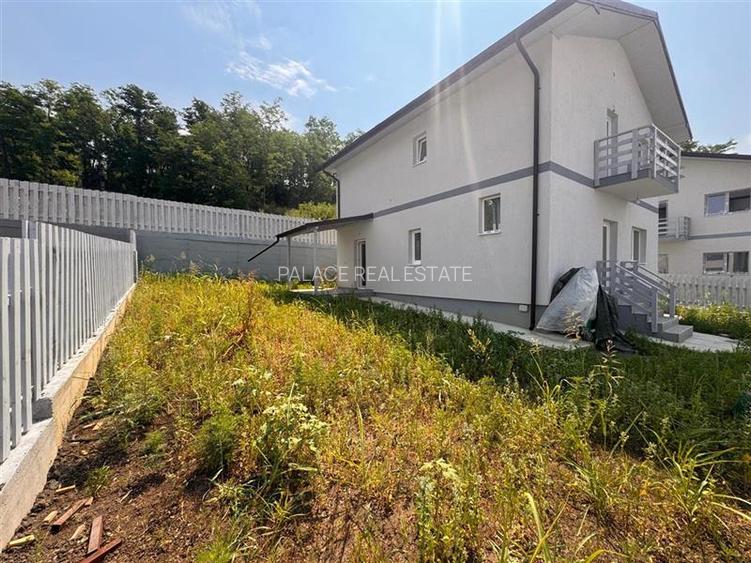 Vila individuala de vanzare in Valea Lupului, zona linistita, fundac privat, 4 c - 2