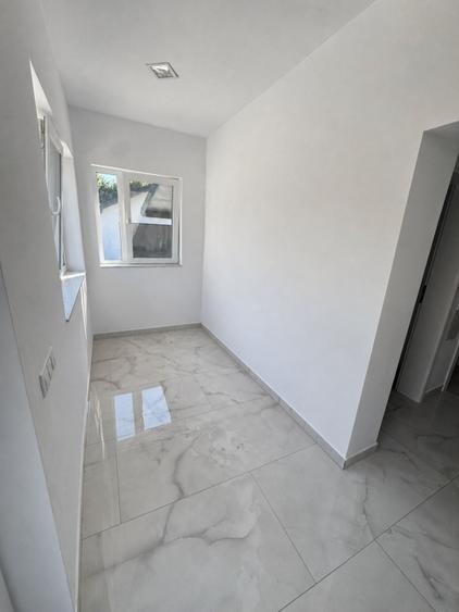 Casă 104 mp, 5 ari teren, zona Sasar