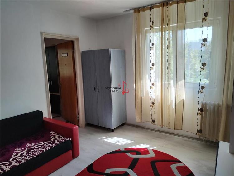 Apartament 2 camere zona Titan -Metrou Trapezului