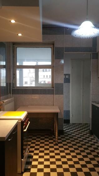 Apartament 4 camere ultracentral 140 mp - Bloc Malaxa - Persoana Juridica
