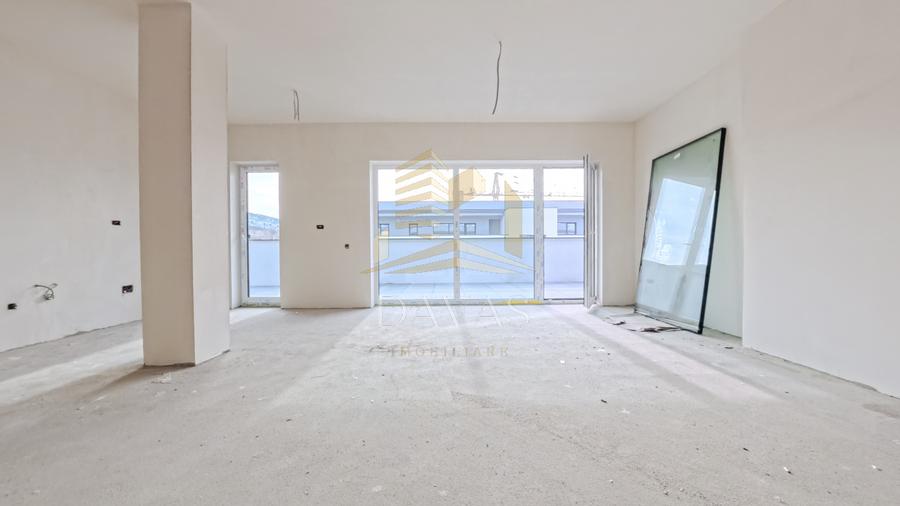 Penthouse de 3 camere semidecomandat - Parcare | Baciu