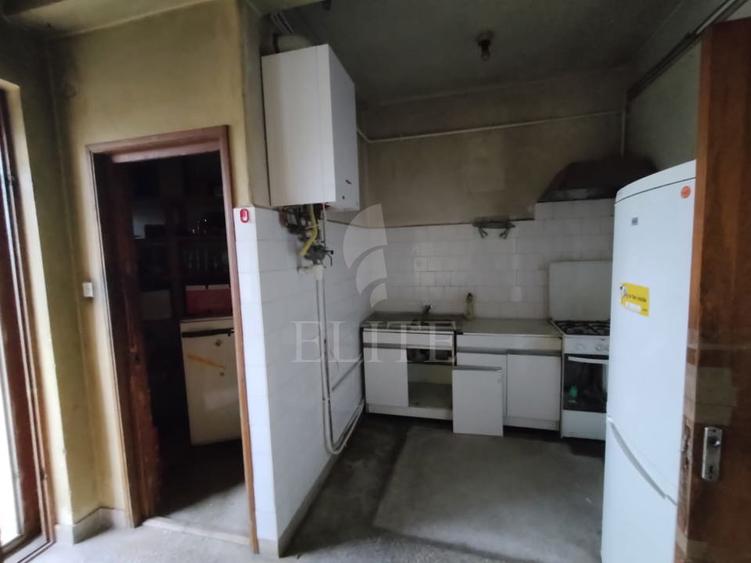 Apartament 4 camere în zona CLINICILOR
