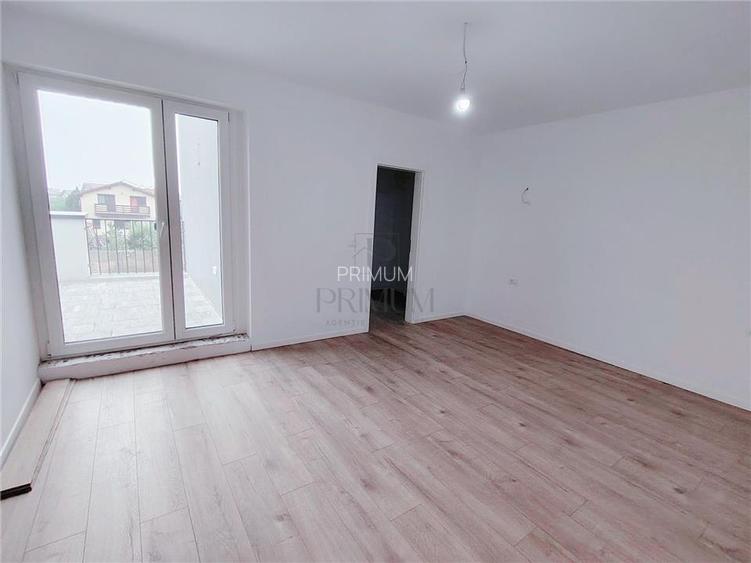 DUPLEX SPATIOS - ASFALT IN LUCRU - CURENT TRIFAZAT