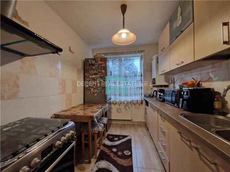 Apartament 3 camere, Tractorul - 10
