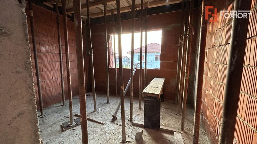 Duplex Mosnita 4 Camere si 3 Dormitoare Pozitie Excelenta - ID V2961