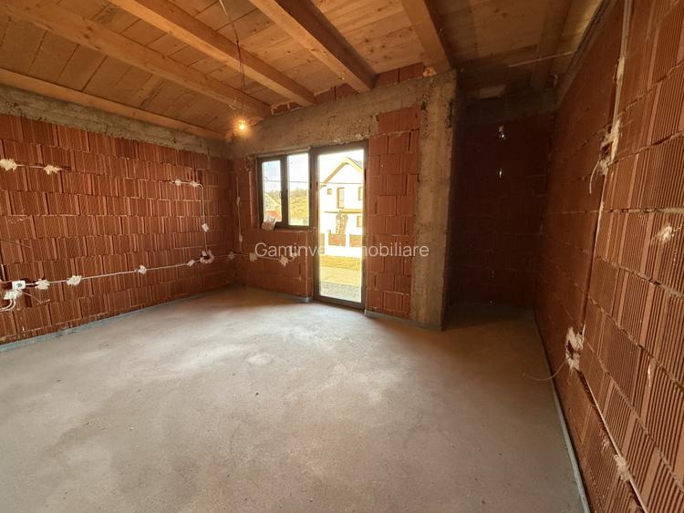 Casa de vanzare in Betfia, cu 6 camere, la rosu, Bihor - 3