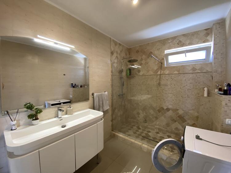 COMISION 0%, CASA INDIVIDUALA, 5 CAMERE, 175 MP, PISCINA, SACALAZ