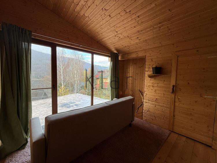 Casa de vacanta cu panorama spre lac