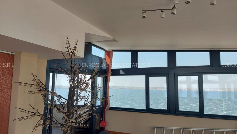 Unicat! Penthouse Mamaia Central - 690.000 euro(Cod E8) - 42