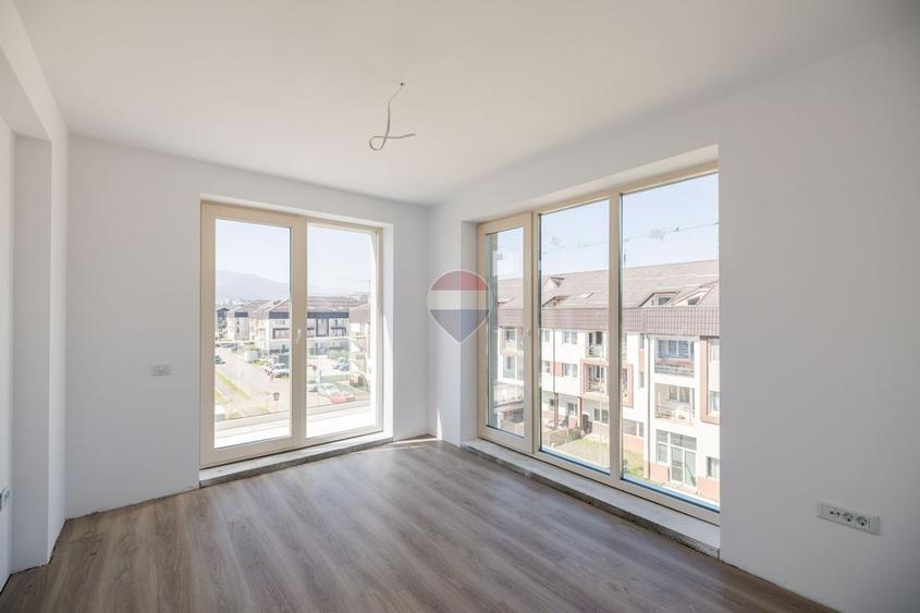 Apartament 3 camere, 70,25 mp utili, 2 băi + balcon | Tractorul