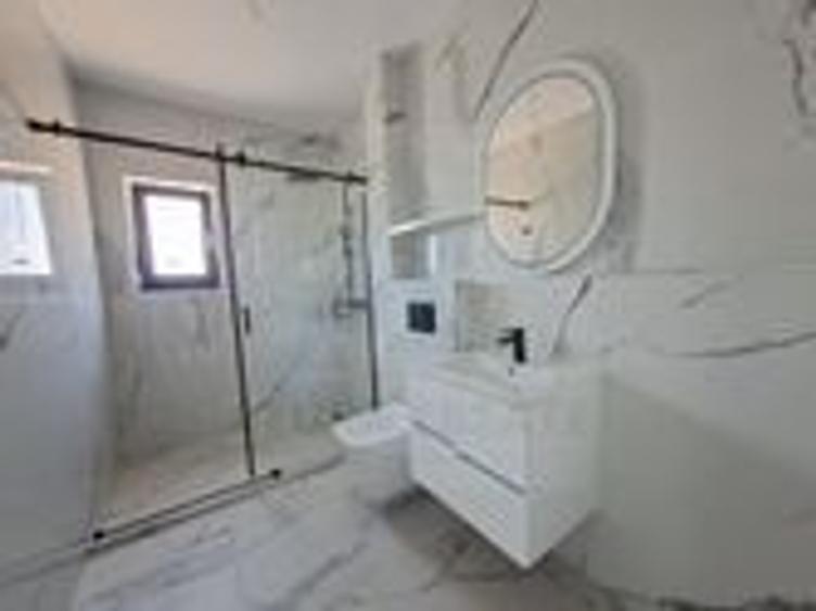 Apartament la cheie 3 camere balcon 7 mp lift si parcare Doamna Stanca