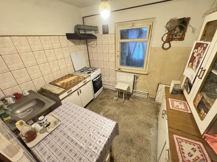 Apartament 3 camere zona Inel 1 cu Centrala - 5
