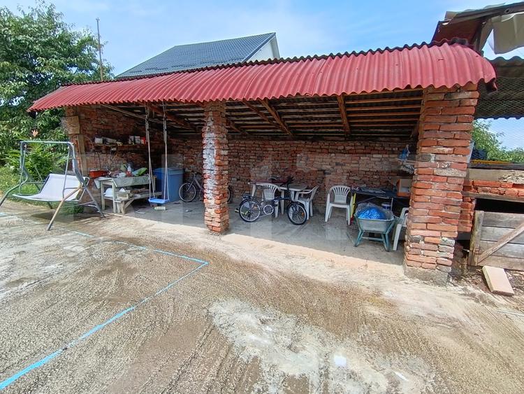 Casa cu 3 camere, suprafata de 140 mp