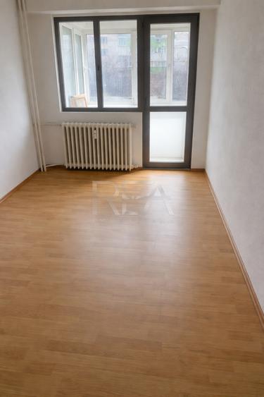 4 camere Pantelimon-Piața Delfinului decomandat, et. 2, 85 mp