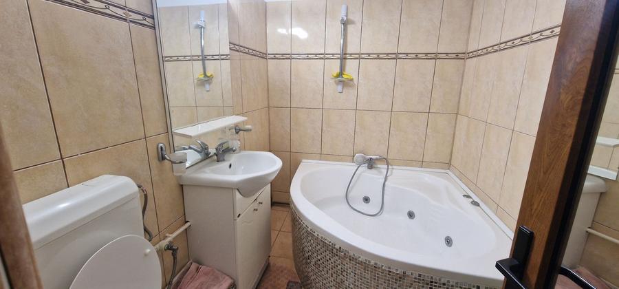 Doua camere comfort maxim, zona Gara.