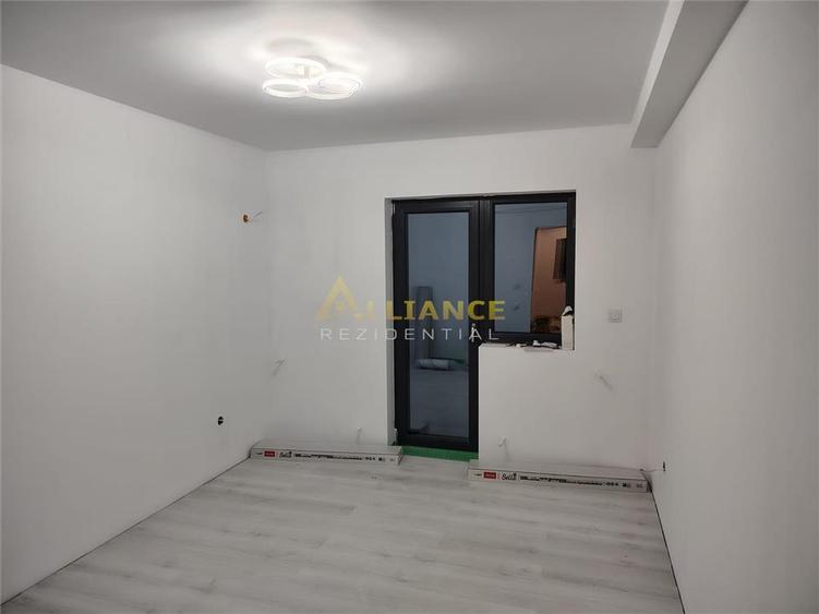 < Casa individuala parter >3 camere 2 bai teren 250mp